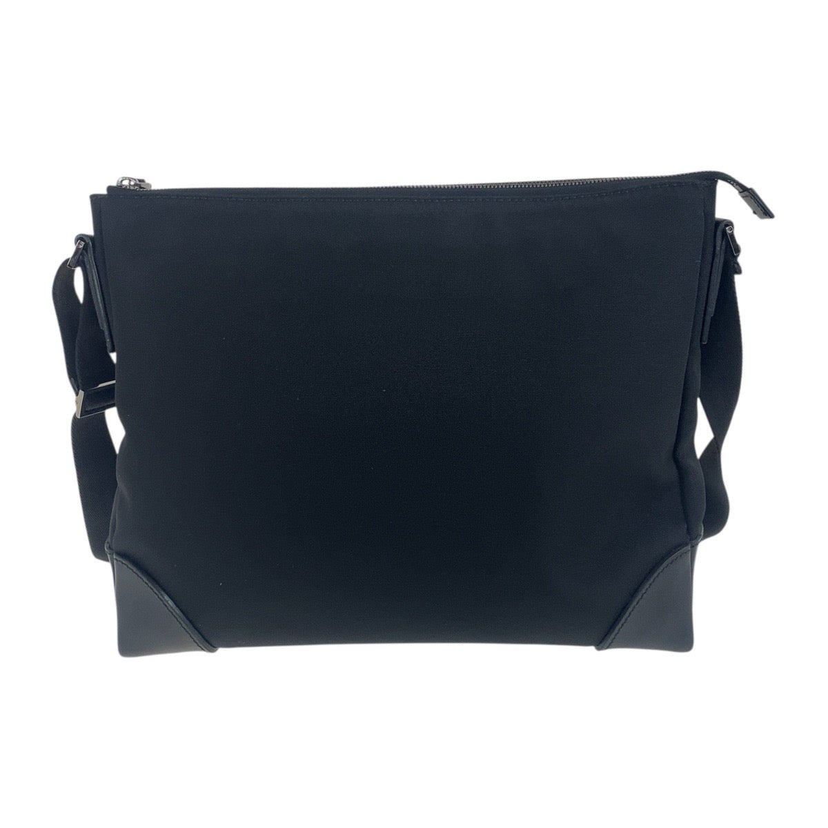 18894
GUCCI Black Silver Hardware Nylon / Leather 110054 Crossbody Shoulder Bag Messenger Bag Men's A38