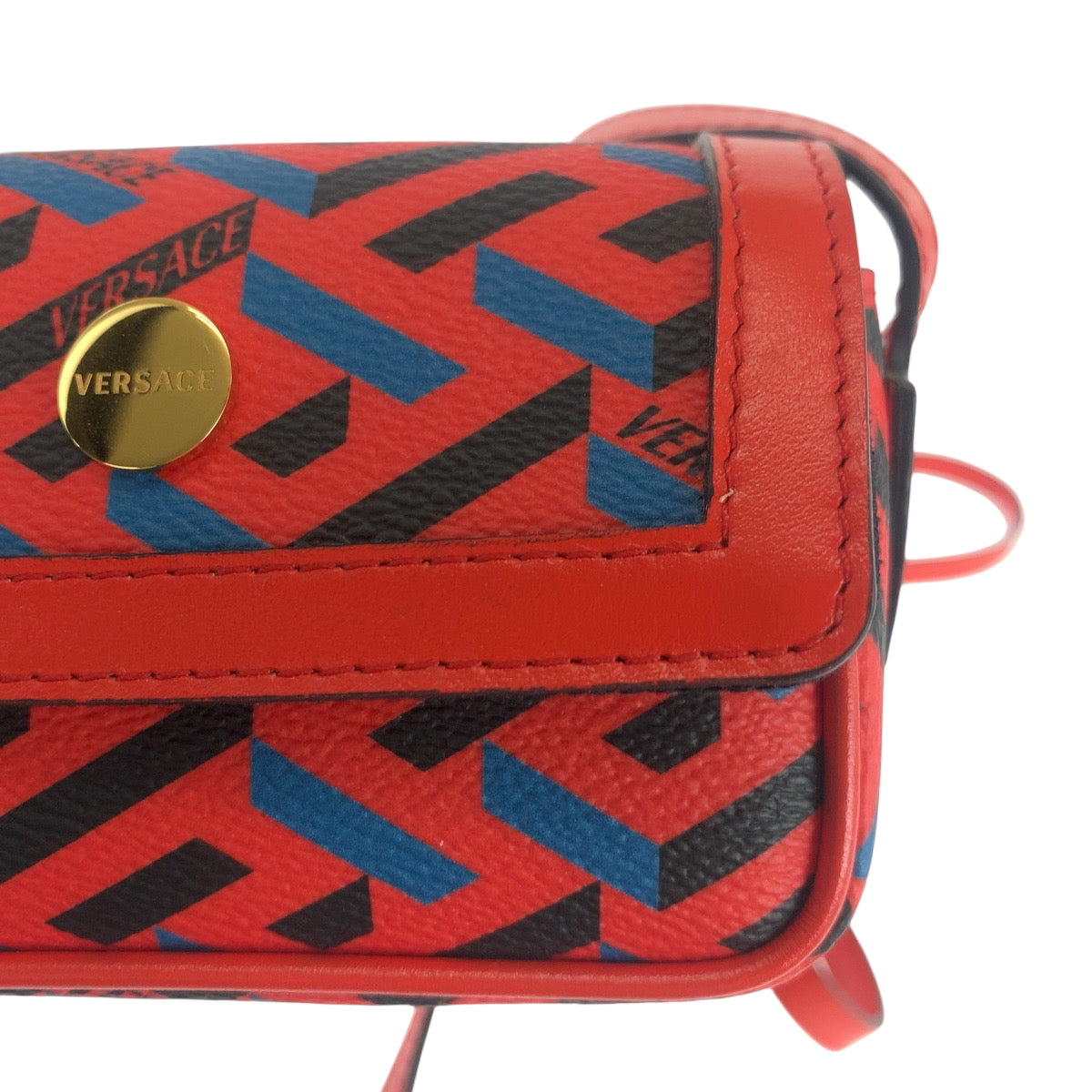 18916
VERSACE ヴェルサーチ ラグレカシグネチャー レッド ブルー ブラック ゴールド金具 レザー ショルダーバッグ ミニバッグ  レディース A27