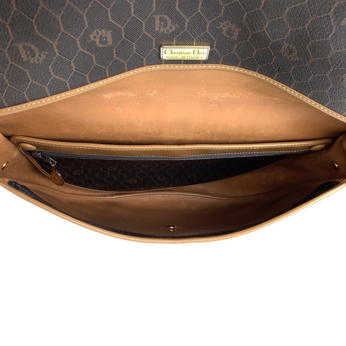 18929
Christian Dior クリスチャンディオール ヴィンテージ ハニカム柄 ブラウン ゴールド金具 レザー ショルダーバック ポシェット レディース AB25