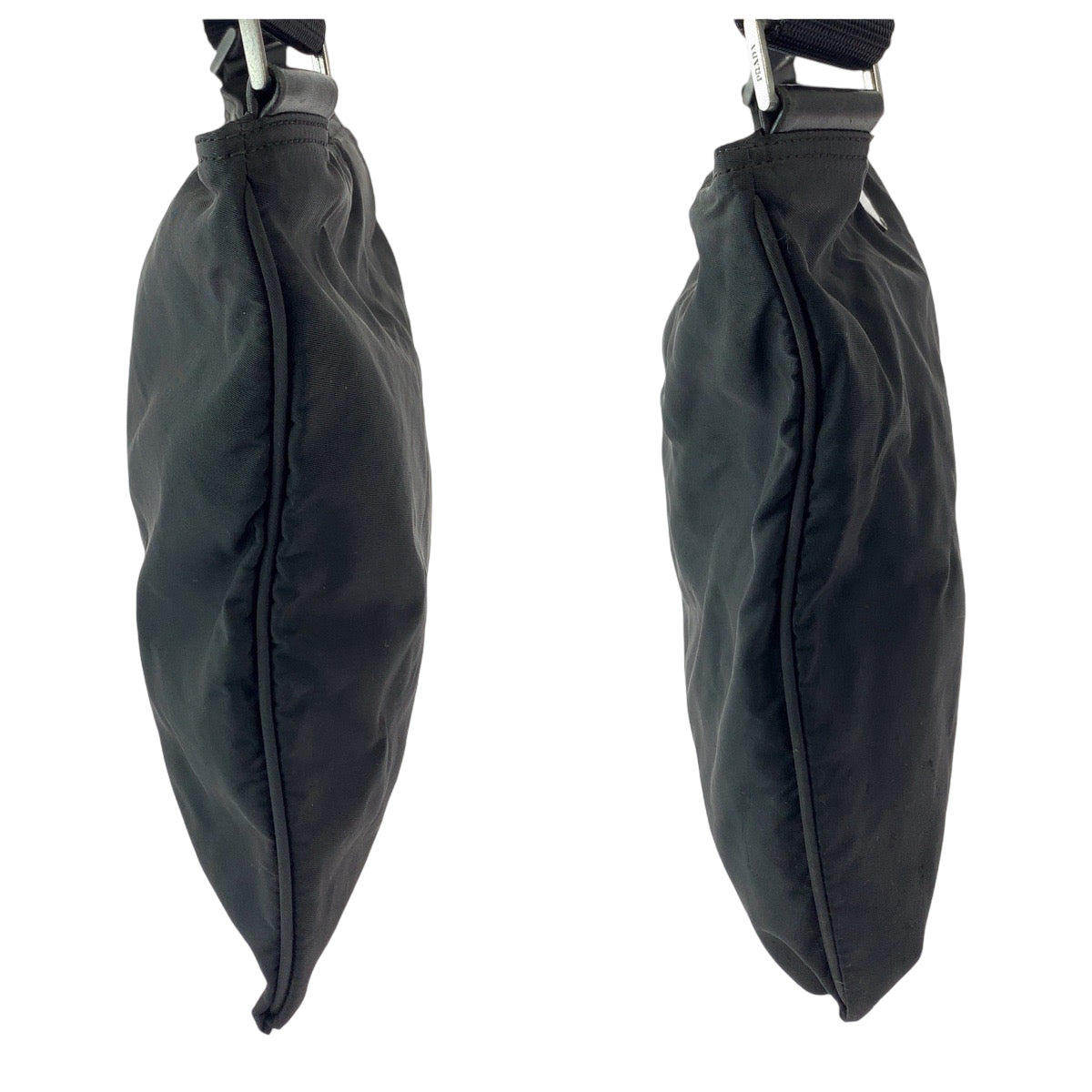 18942
PRADA プラダ テスート 三角ロゴプレート 男女兼用 ブラック 黒 シルバー金具 ナイロン ショルダーバッグ サコッシュ ポシェット  メンズ AB