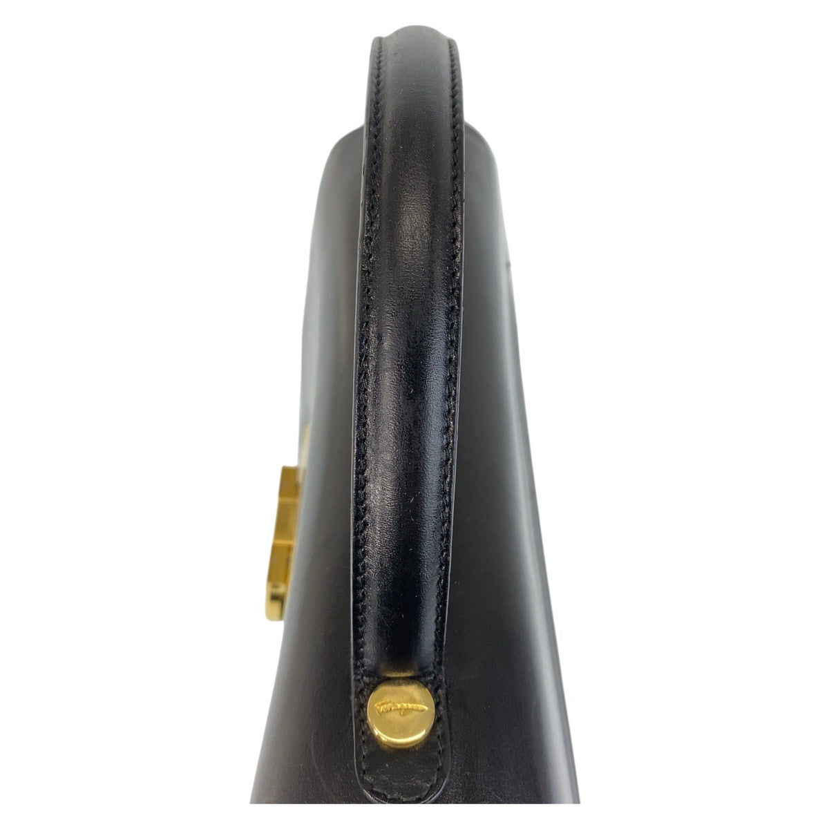 18944
Salvatore Ferragamo サルヴァトーレフェラガモ ヴィンテージ ガンチーニ ブラック 黒 ゴールド金具 レザー E 21 0536 ハンドバッグ レディース AB