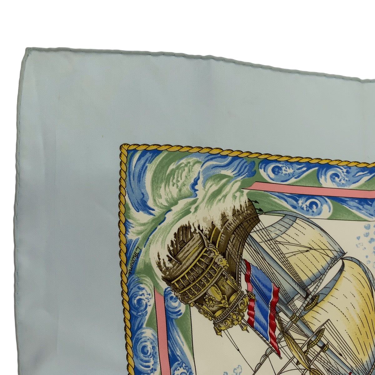 18958
HERMES エルメス カレ90 VIVE LE VENT ブルー マルチカラー シルク 大判スカーフ  レディース AB22