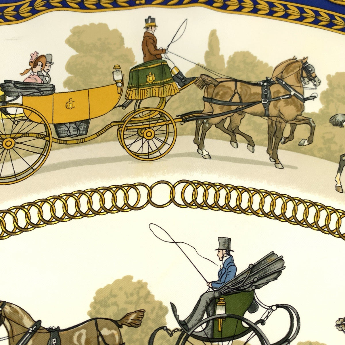 18961
HERMES エルメス カレ90 LA PROMENADE DE LONGCHAMPS ブルー マルチカラー シルク 大判スカーフ  レディース AB20
