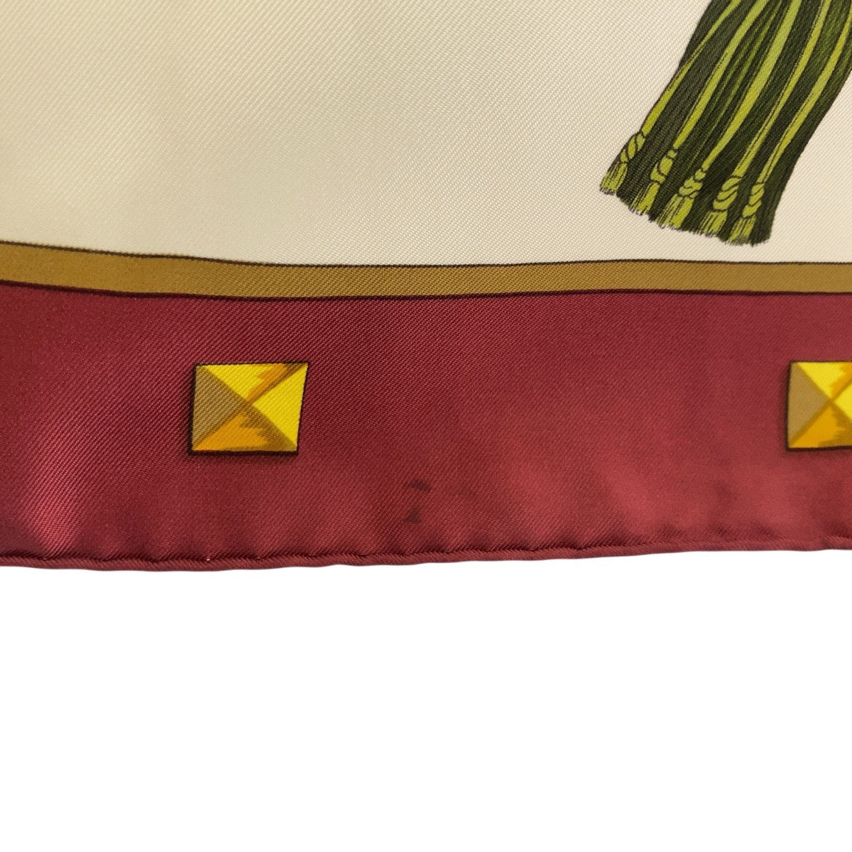 18964
HERMES エルメス カレ90 LESCLES ゴールド マルチカラー シルク スカーフ レディース AB19