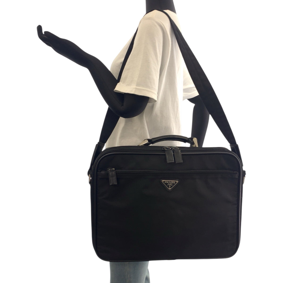 19015
PRADA プラダ テスート 三角ロゴプレート ブラック 黒 シルバー金具 ナイロン ショルダーバッグ ビジネスバッグ  メンズ ABP38