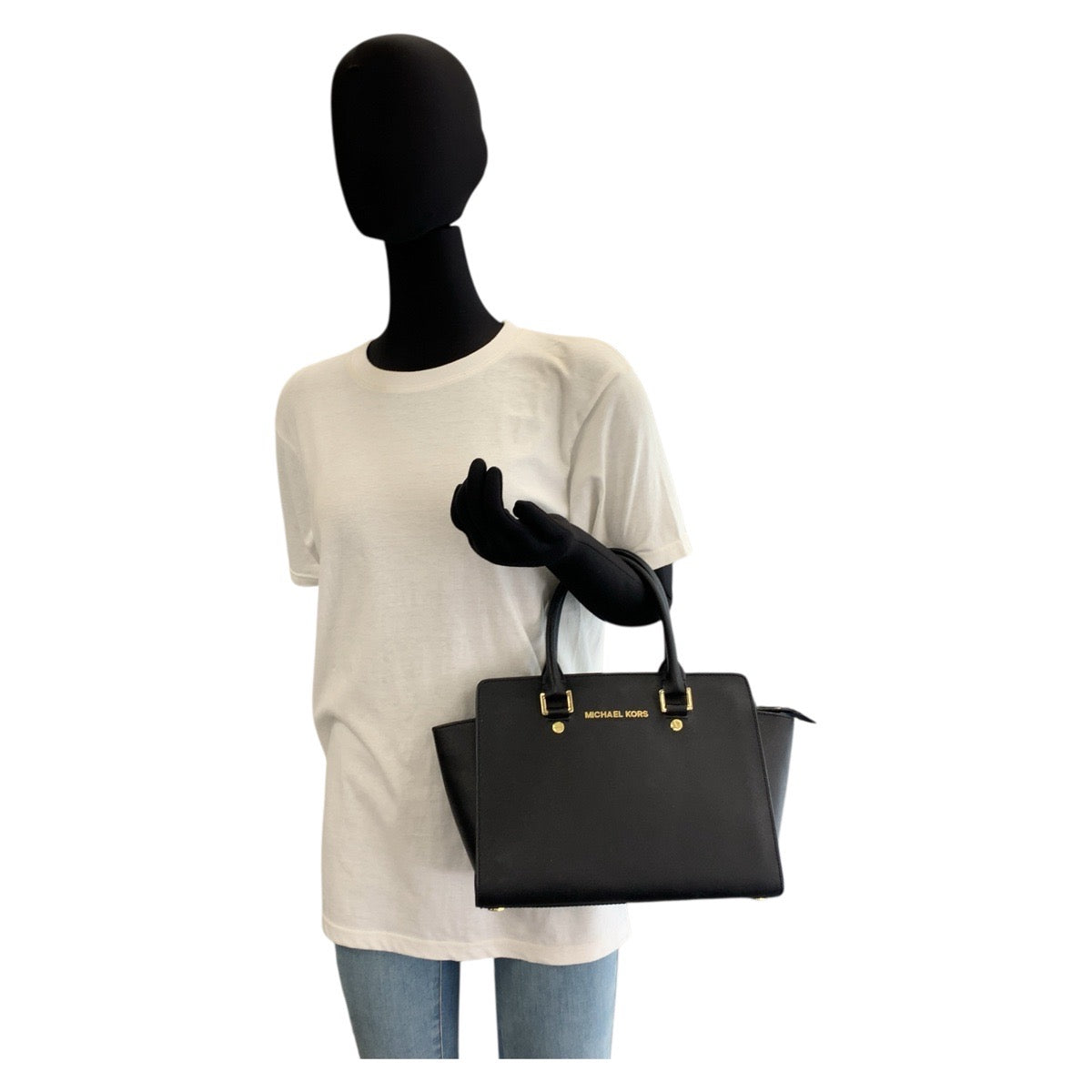 19024
Michael Kors マイケルコース セルマ ブラック 黒 ゴールド金具 レザー 30S5GCYS1L ハンドバッグ レディース AB8