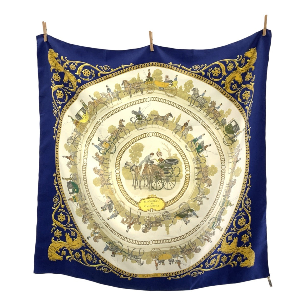19029
HERMES エルメス La Promenade de Longchamps カレ90 ブルー マルチカラー シルク スカーフ 大判スカーフ レディース AB16