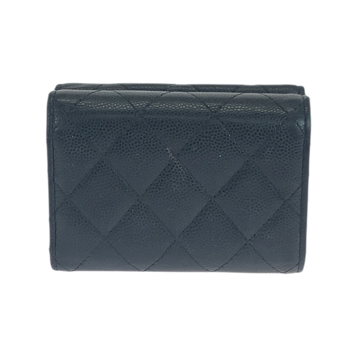 19050
CHANEL シャネル マトラッセ ココマーク ブラック 黒 ゴールド金具 ラムスキン 折財布　コンパクトウォレット レディース ABP68