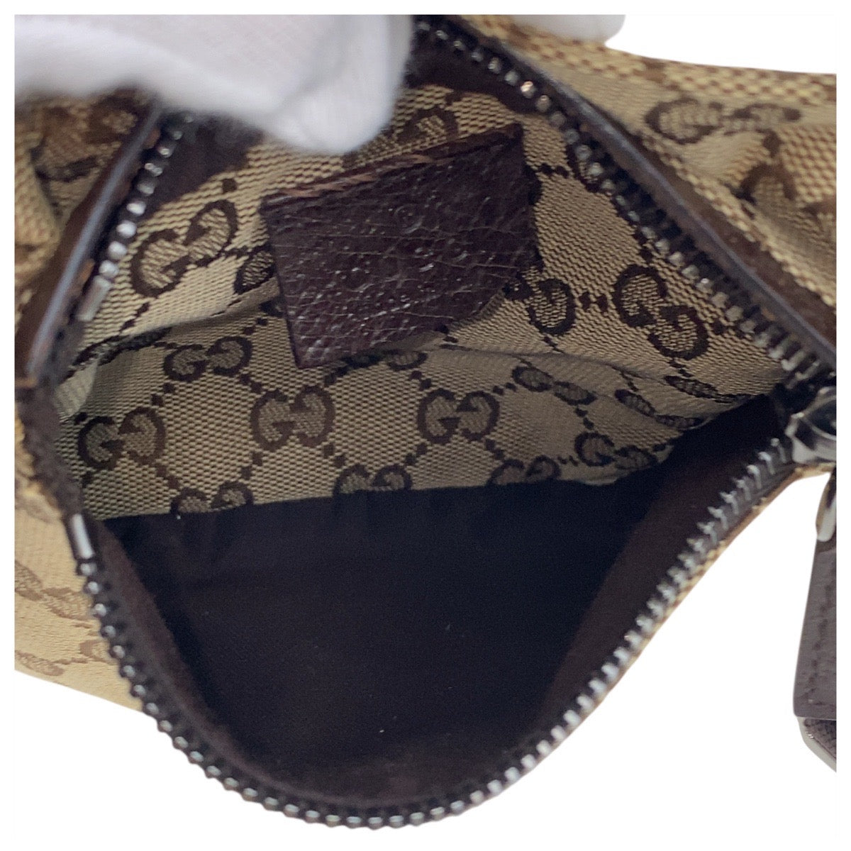 19058
GUCCI グッチ ベージュ ブラウン シルバー金具 GGキャンバス / レザー 28566 ボディバッグ ウエストポーチ 男女兼用  メンズ A46