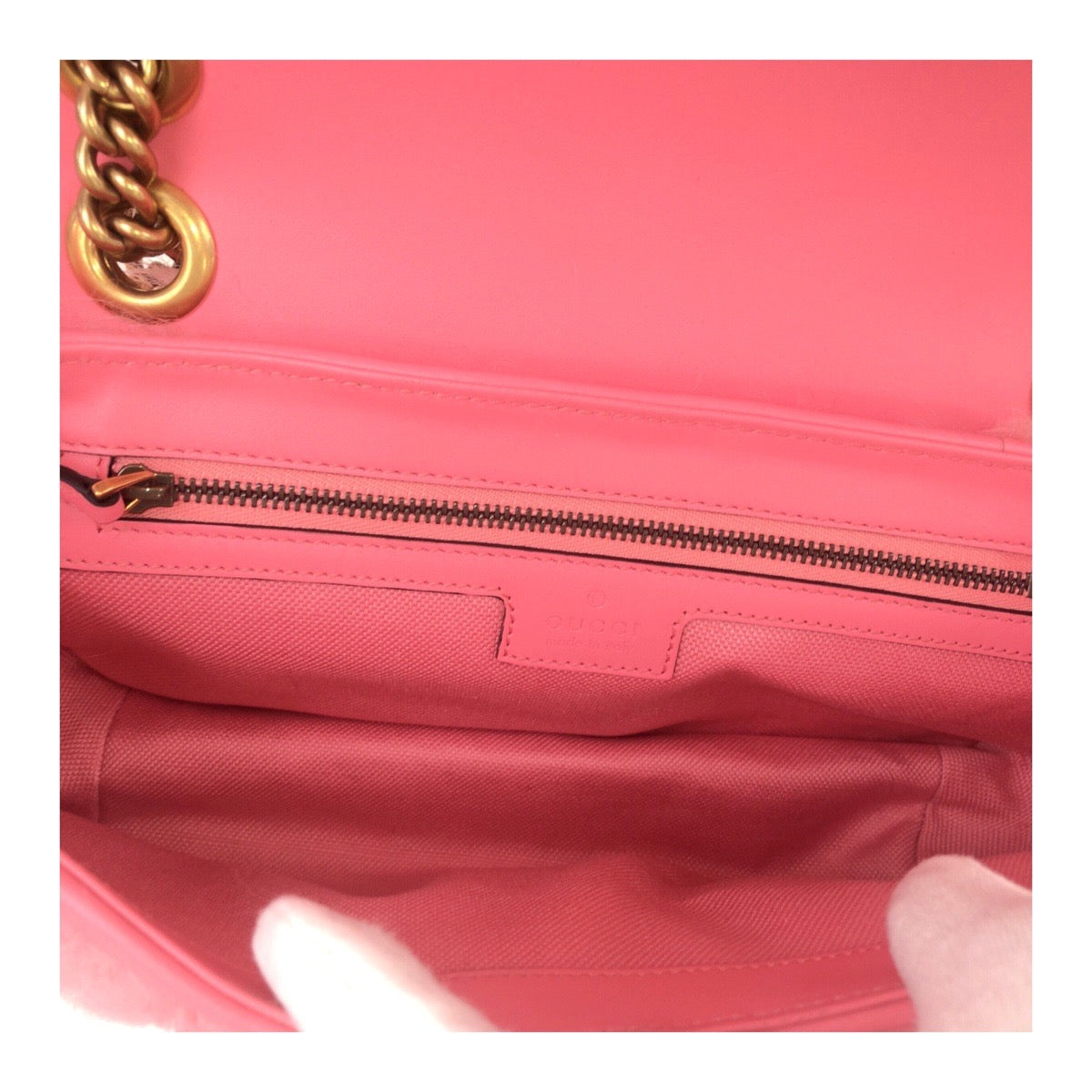 19064
GUCCI グッチ GGマーモント ピンク ゴールド金具 ファー 斜め掛け チェーンショルダーバッグ  レディース A180