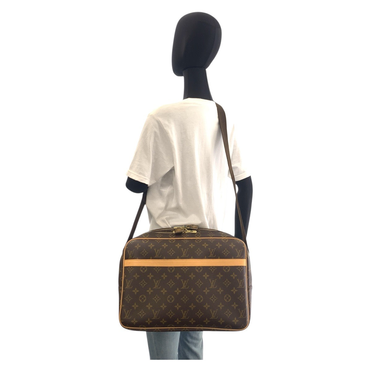 19067
LOUIS VUITTON ルイヴィトン モノグラム リポーターGM ブラウン ゴールド金具 PVC M45252 ショルダーバッグ メッセンジャーバッグ メンズ A118