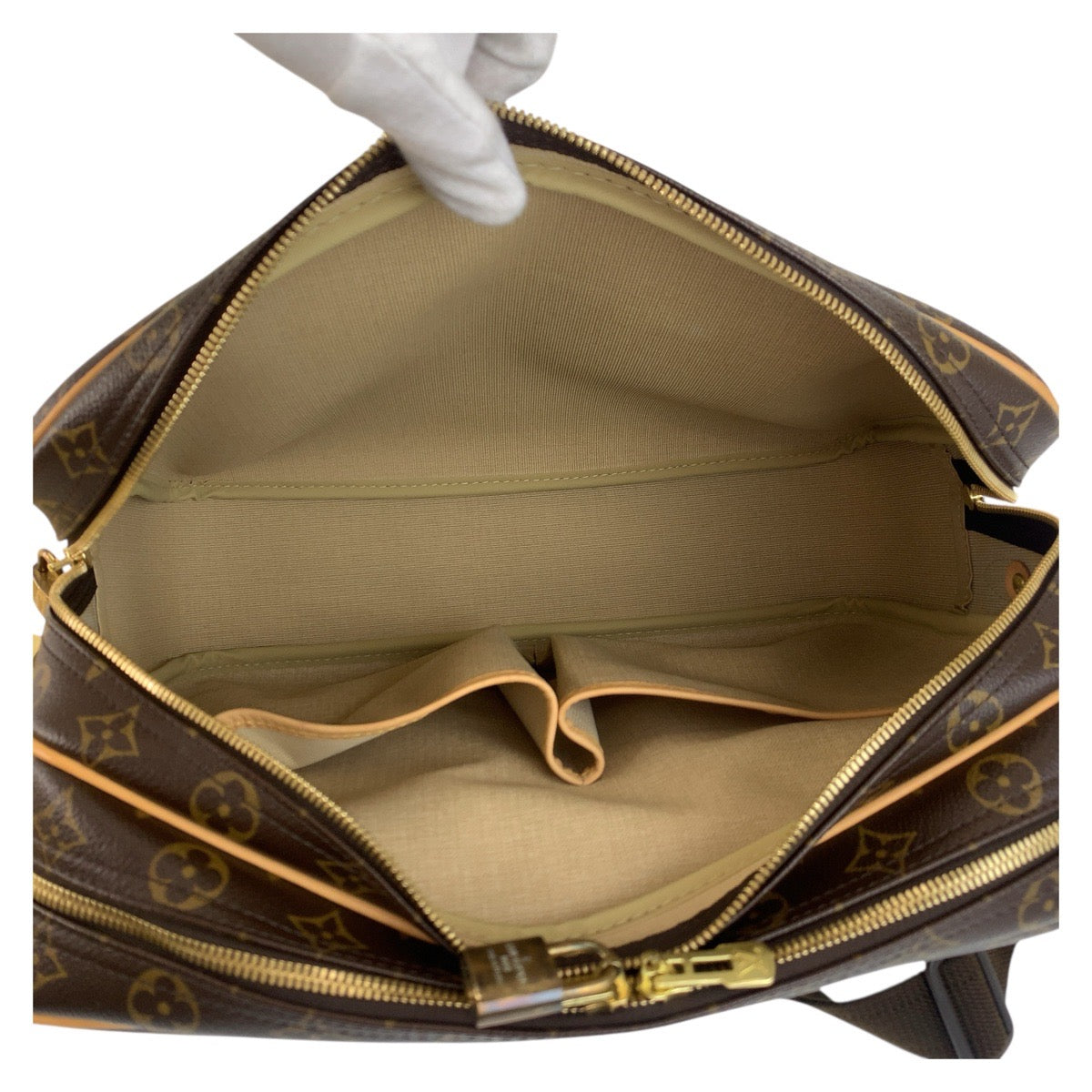 19067
LOUIS VUITTON ルイヴィトン モノグラム リポーターGM ブラウン ゴールド金具 PVC M45252 ショルダーバッグ メッセンジャーバッグ メンズ A118