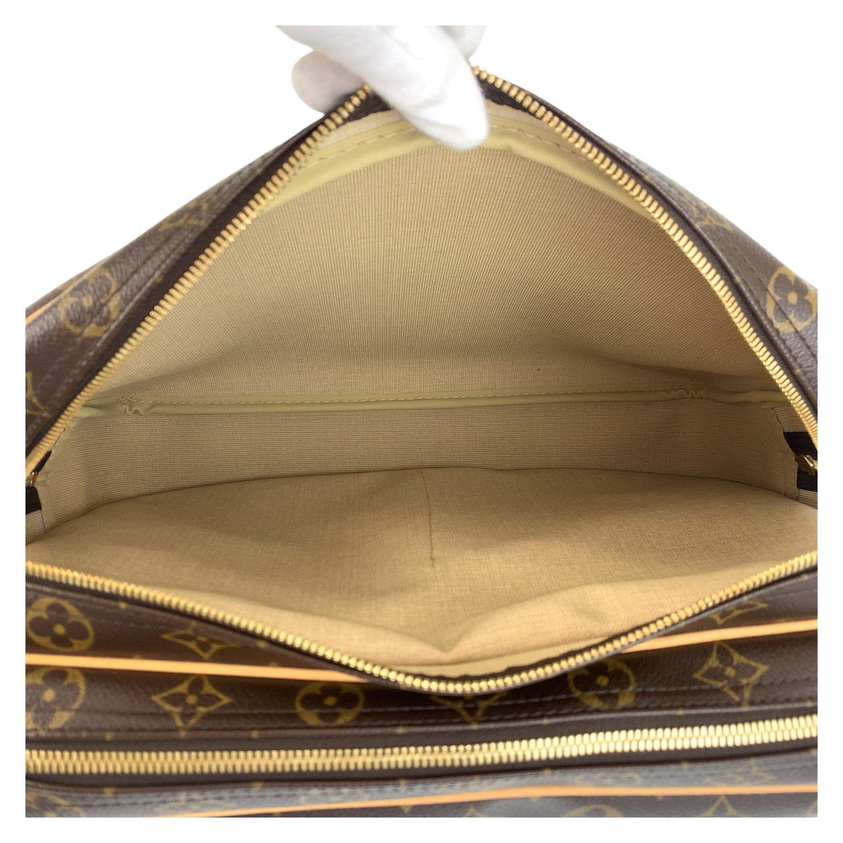 19067
LOUIS VUITTON ルイヴィトン モノグラム リポーターGM ブラウン ゴールド金具 PVC M45252 ショルダーバッグ メッセンジャーバッグ メンズ A118