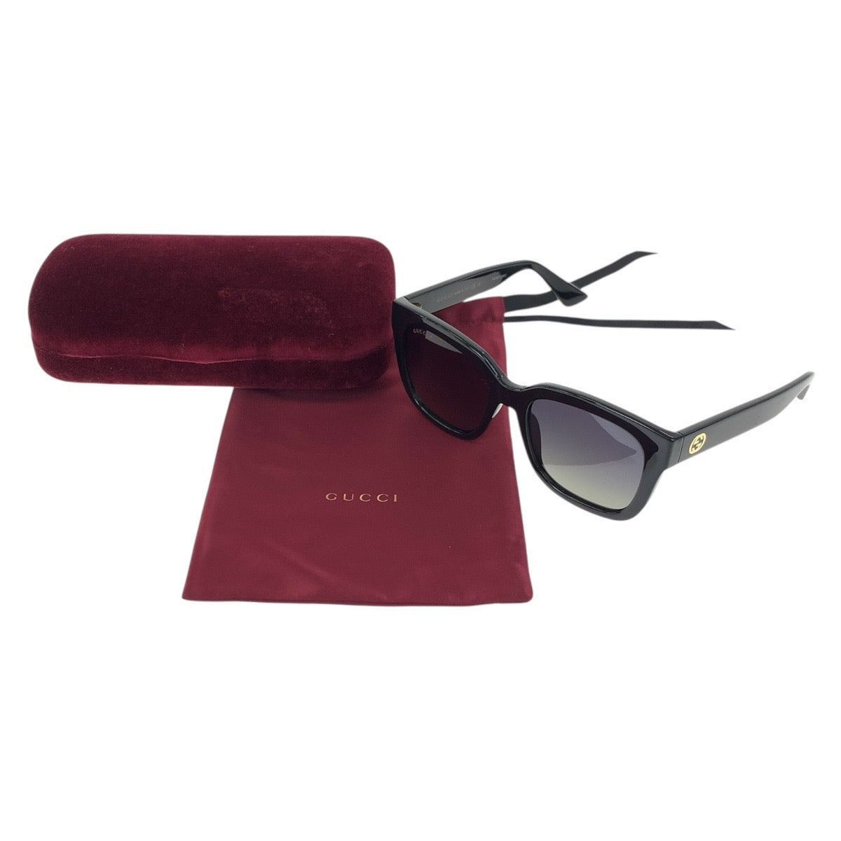 19082
GUCCI グッチ インターロッキング ブラック 黒 ゴールド金具 プラスチック GG1338S 002 54◻︎19-140 M サングラス 男女兼用 ウェリントン  メンズ A20