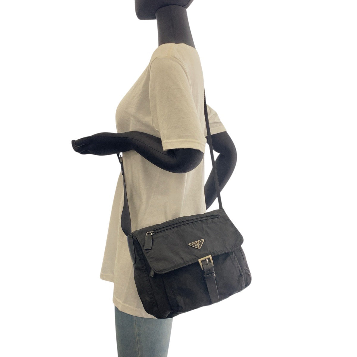 19116
PRADA プラダ テスート 三角ロゴプレート ブラック 黒 シルバー金具 ナイロン / レザー ショルダーバッグ ポシェット   レディース AB30