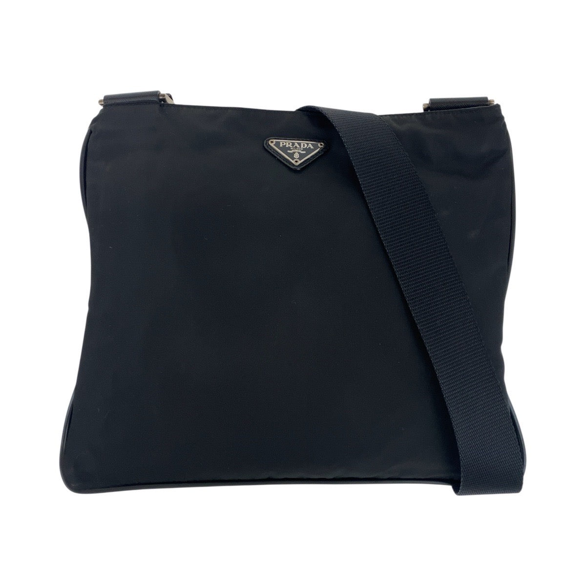 19141
PRADA プラダ テスート サフィアーノ 三角ロゴプレート ブラック 黒 シルバー金具 ナイロン / レザー ショルダーバッグ ポシェット  レディース ABP38