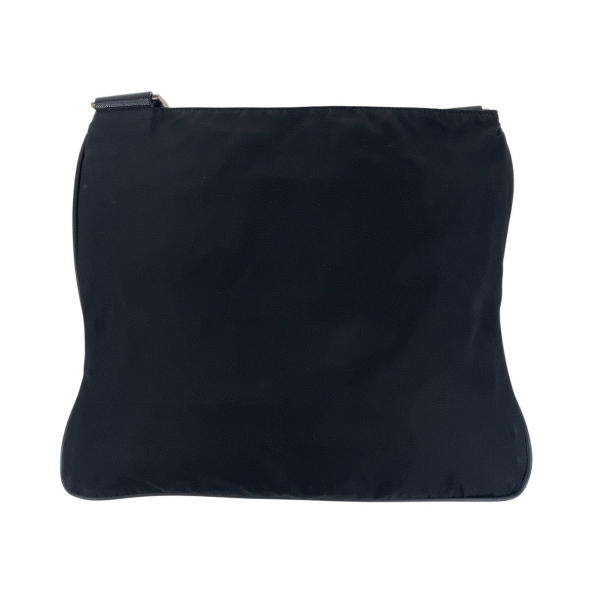 19141
PRADA プラダ テスート サフィアーノ 三角ロゴプレート ブラック 黒 シルバー金具 ナイロン / レザー ショルダーバッグ ポシェット  レディース ABP38