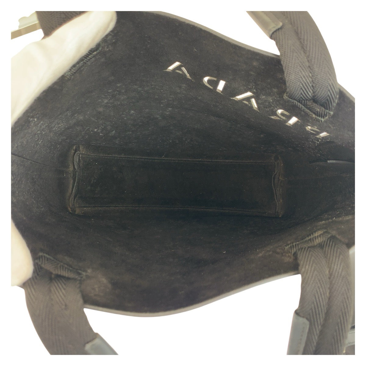 19173
PRADA プラダ パンチングロゴ ブラック 黒 レザー トートバッグ ハンドバッグ  レディース AB31