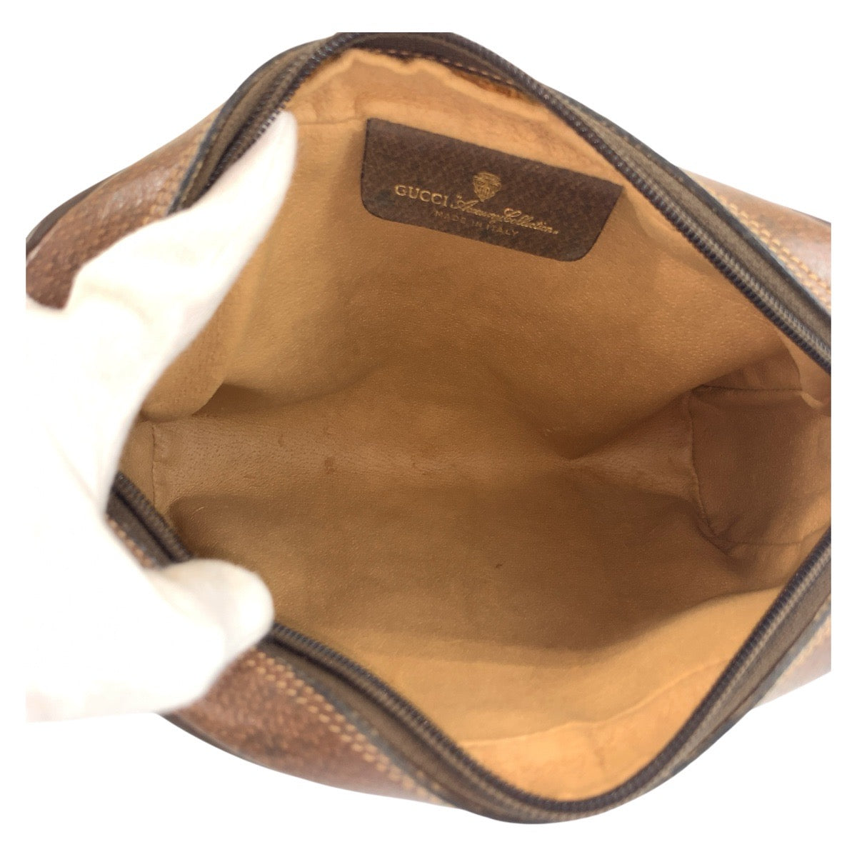 19188
GUCCI グッチ ヴィンテージ シェリーライン オールドグッチ ベージュ ブラウン ゴールド金具 GGスプリームキャンバス 56 01 012 クラッチバッグ セカンドバッグ  メンズ AB20