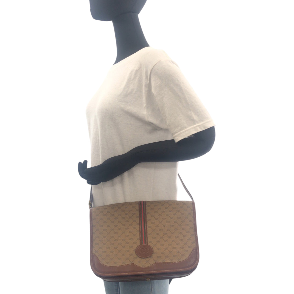 19191
GUCCI グッチ オールドグッチ シェリーライン ブラウン ゴールド金具 レザー 001 103 0551 ショルダーバッグ ポシェット レディース ABP45