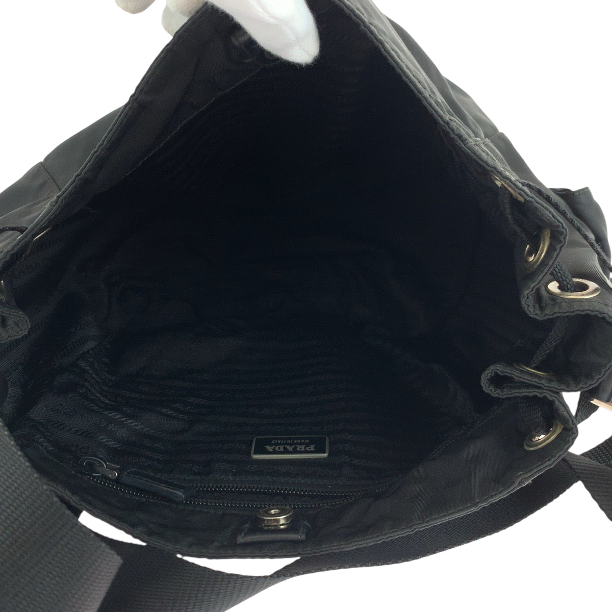 19195
PRADA プラダ テスート 三角ロゴプレート ブラック 黒 シルバー金具 ナイロン BT0572 ショルダーバッグ メッセンジャーバッグ  レディース ABP41