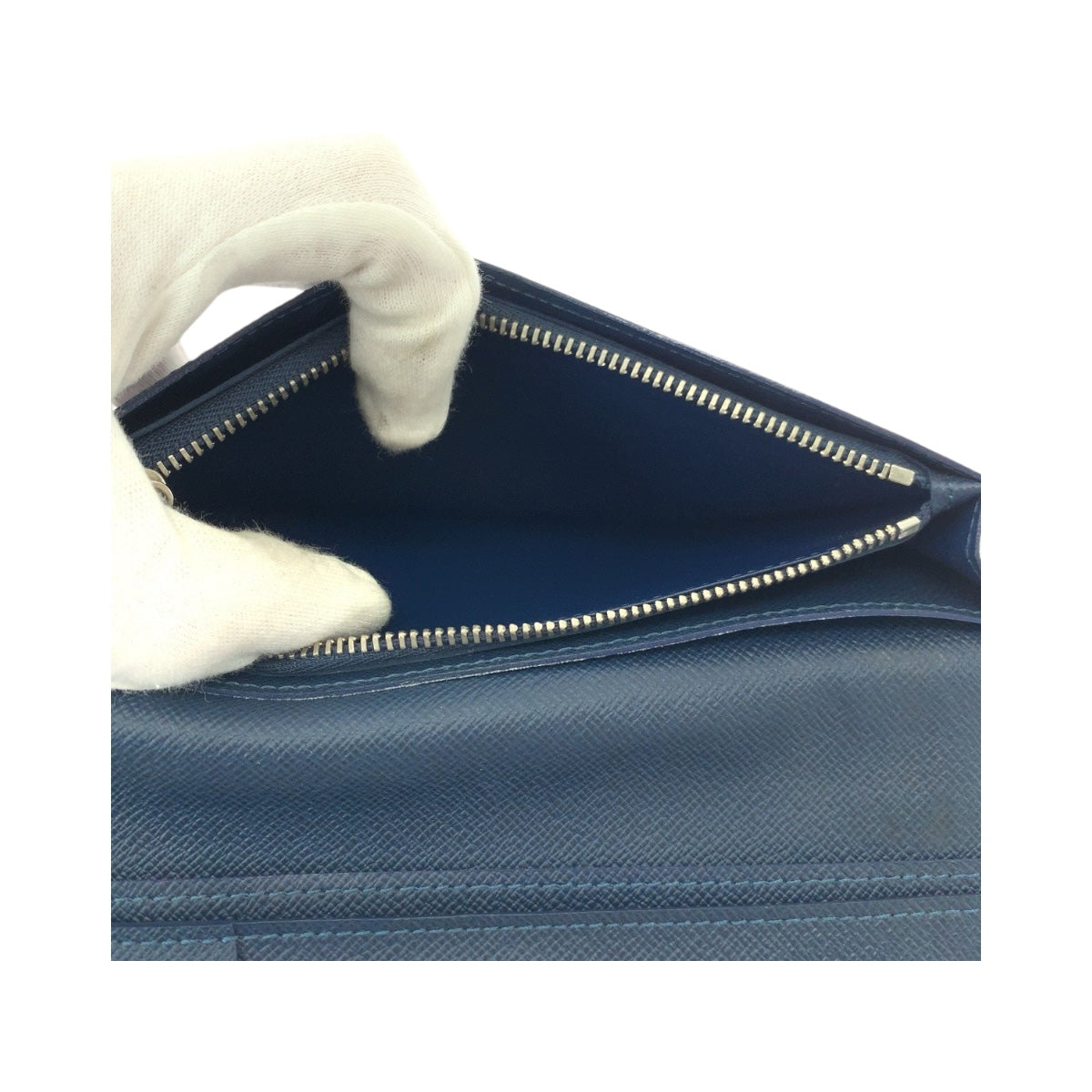 19226
LOUIS VUITTON ルイヴィトン タイガ ポルトフォイユ ブラザ ブルー シルバー金具 タイガ M30662 長財布 ロングウォレット  メンズ A31