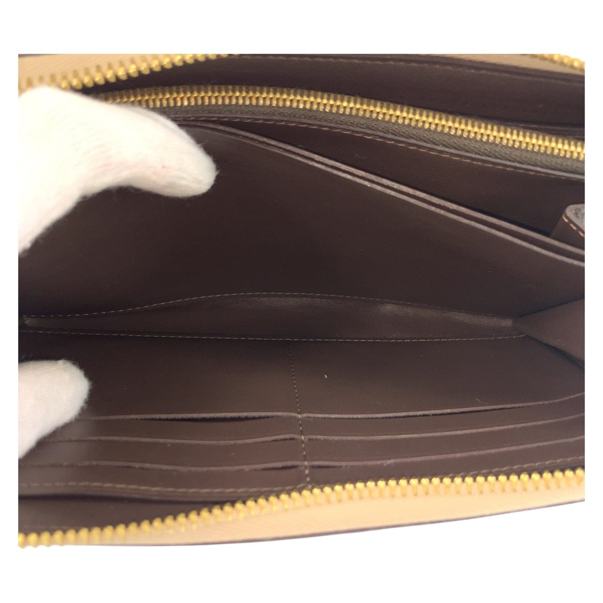 19236
LOUIS VUITTON ルイヴィトン ポルトフォイユ コメット グレージュ ゴールド金具 レザー M63104 長財布 ロングウォレット レディース A38