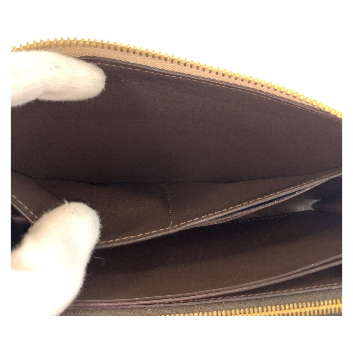 19236
LOUIS VUITTON ルイヴィトン ポルトフォイユ コメット グレージュ ゴールド金具 レザー M63104 長財布 ロングウォレット レディース A38