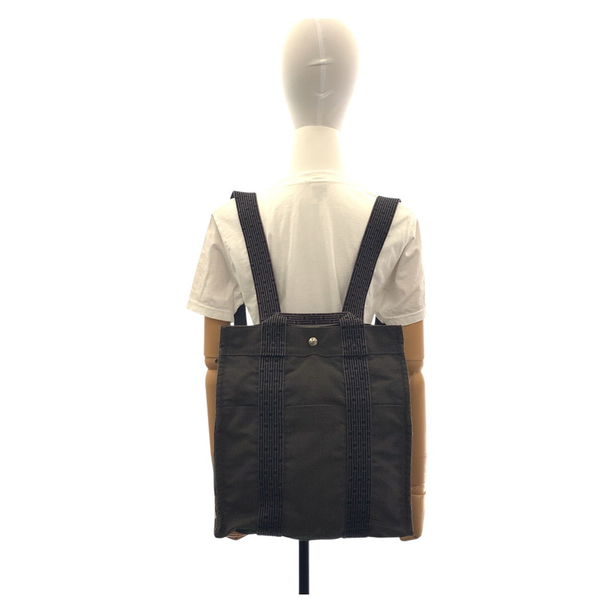 19271
HERMES エルメス エールライン アドMM グレー シルバー金具 ポリアミド / ポリエステル リュック バックパック  レディース AB22