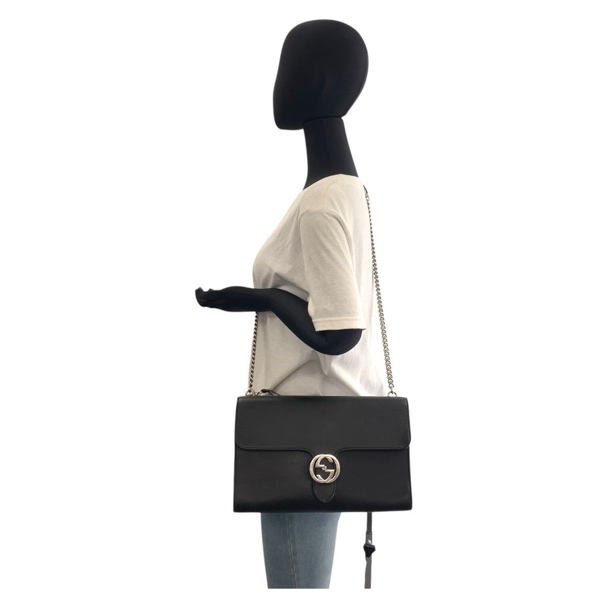 19308
GUCCI グッチ インターロッキング ブラック 黒 シルバー金具 レザー 387604 チェーンショルダーバッグ ポシェット レディース ABP82