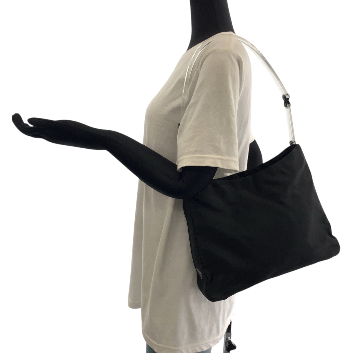 19347
PRADA プラダ テスート 三角ロゴプレート ブラック 黒 シルバー金具 ナイロン / プラスチック ショルダーバッグ 肩掛け  レディース ABP22