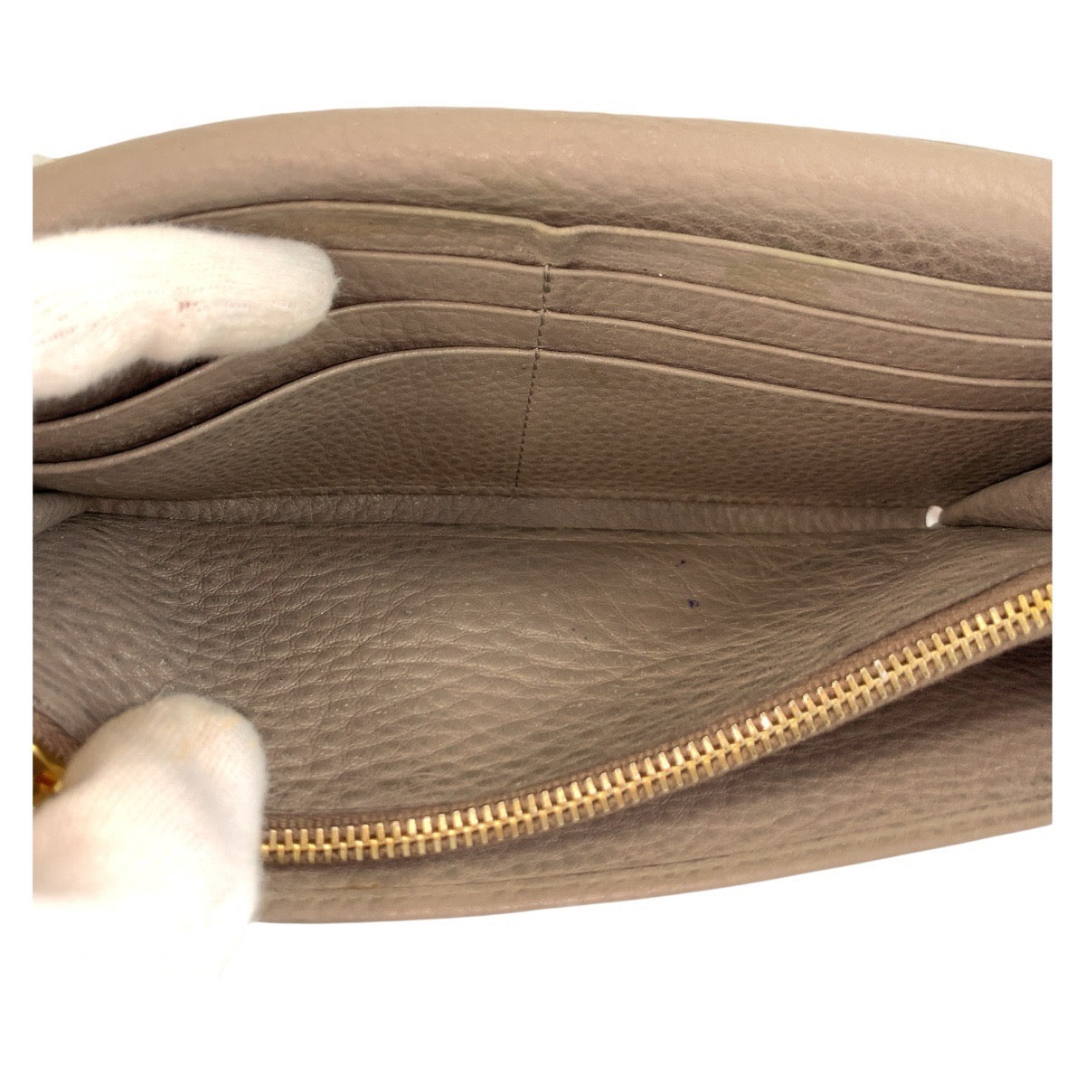 19420
PRADA プラダ ロゴ グレージュ ゴールド金具 レザー 長財布 ロングウォレット  レディース AB