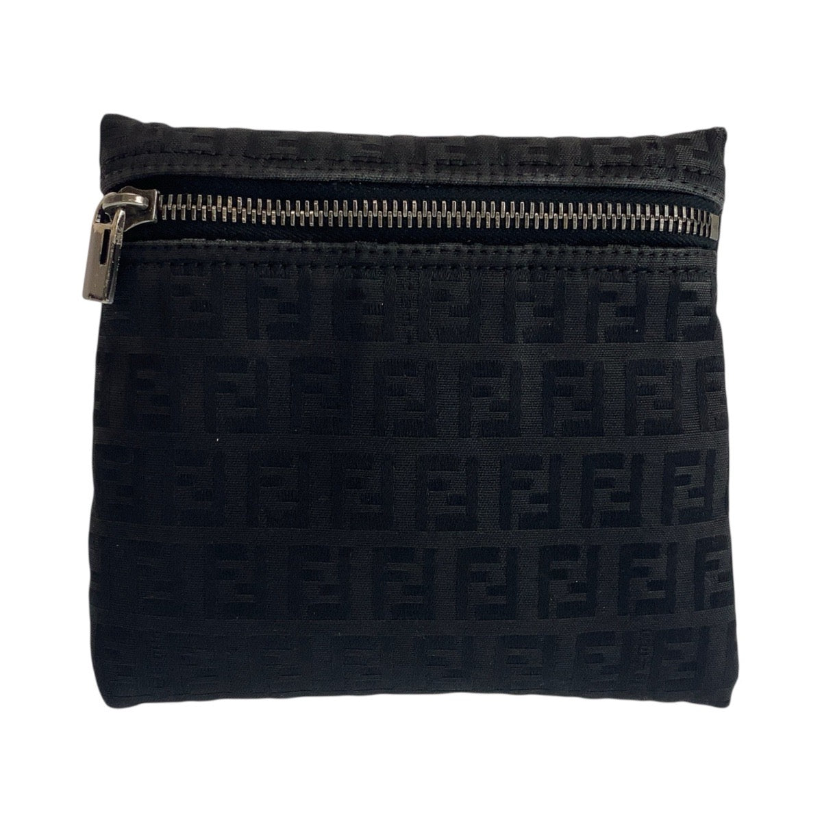 19423
FENDI フェンディ ズッキーノ ブラック 黒 シルバー金具 ナイロン 7N0012 ポーチ 小物入れ  レディース ABP