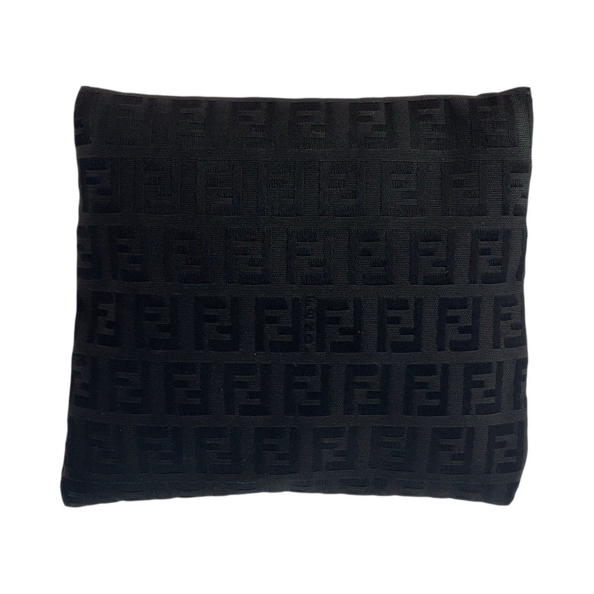 19423
FENDI フェンディ ズッキーノ ブラック 黒 シルバー金具 ナイロン 7N0012 ポーチ 小物入れ  レディース ABP