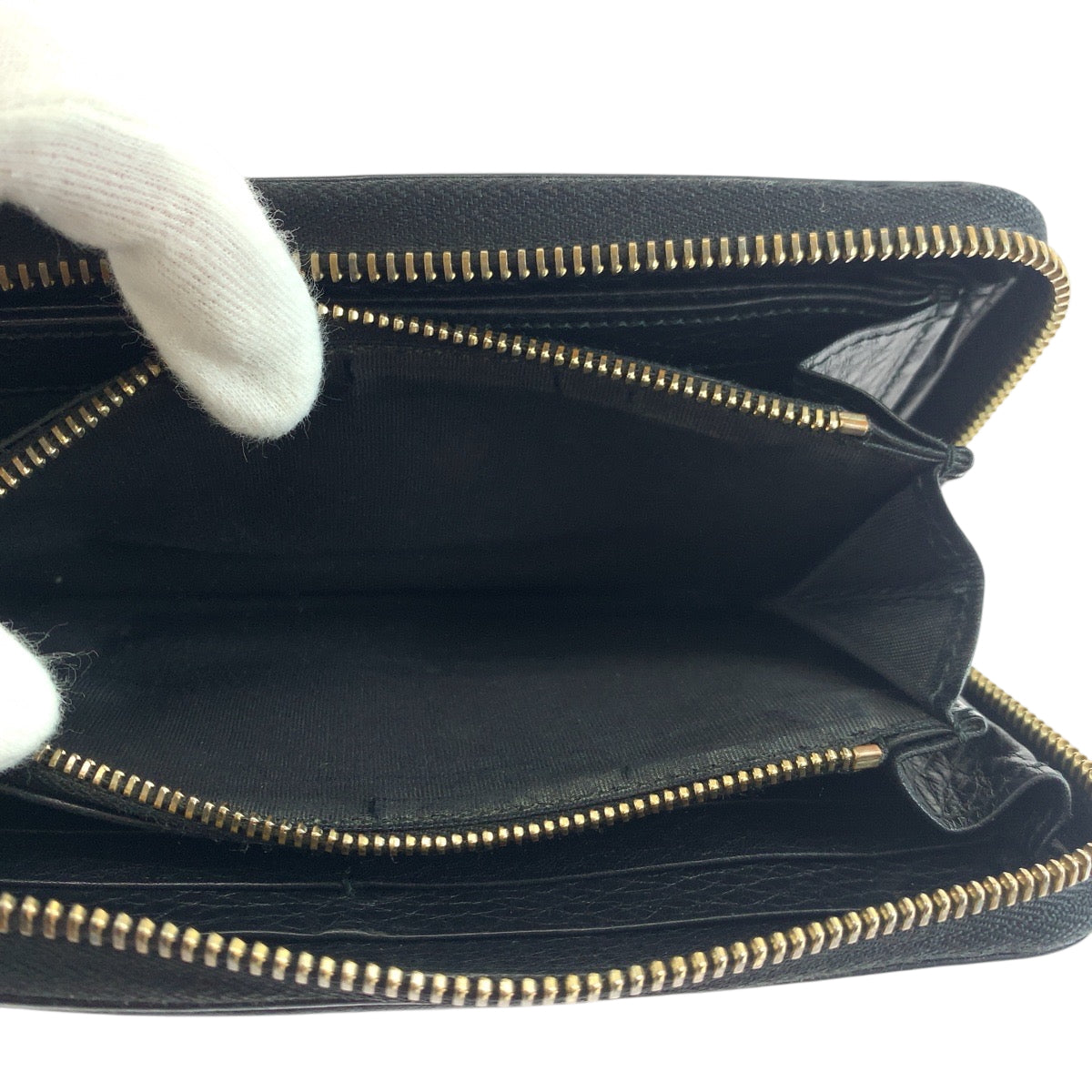 19425
GUCCI グッチ ソーホー インターロッキング ブラック 黒 ゴールド金具 レザー 308280 長財布 ラウンドファスナー  レディース AB