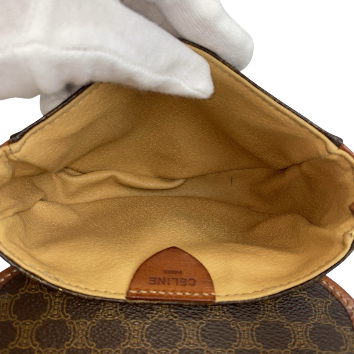 19478
CELINE セリーヌ ヴィンテージ マカダム ブラウン ゴールド金具 PVC / レザー M06 ショルダーバッグ ポシェット レディース ABP34
