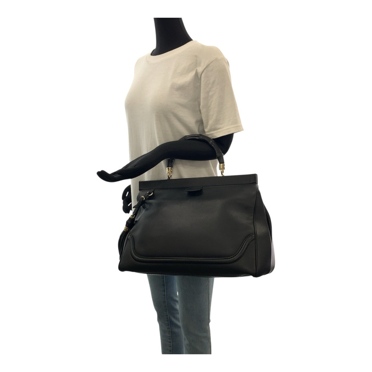 19500
GUCCI グッチ バンブー ブラック 黒 ゴールド金具 レザー 296860 ハンドバッグ レディース ABP55