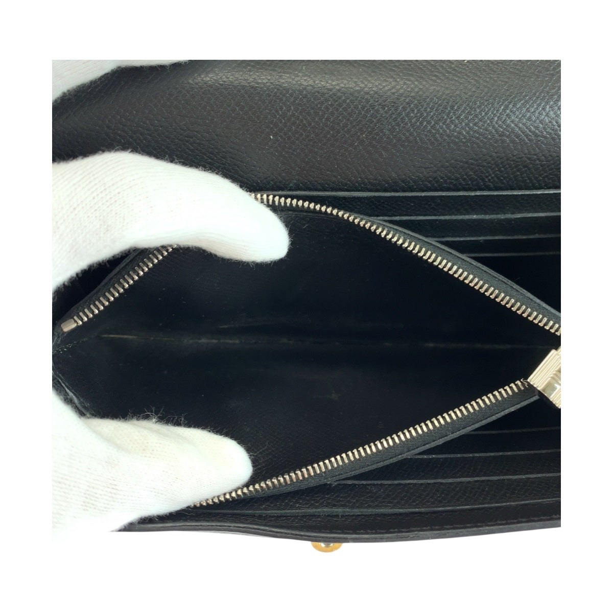 19538
HERMES エルメス ケリーウォレット ブラック 黒 シルバー金具 ヴォーエプソン 長財布 ロングウォレット 男女兼用 ▫︎N刻印  レディース ABP13