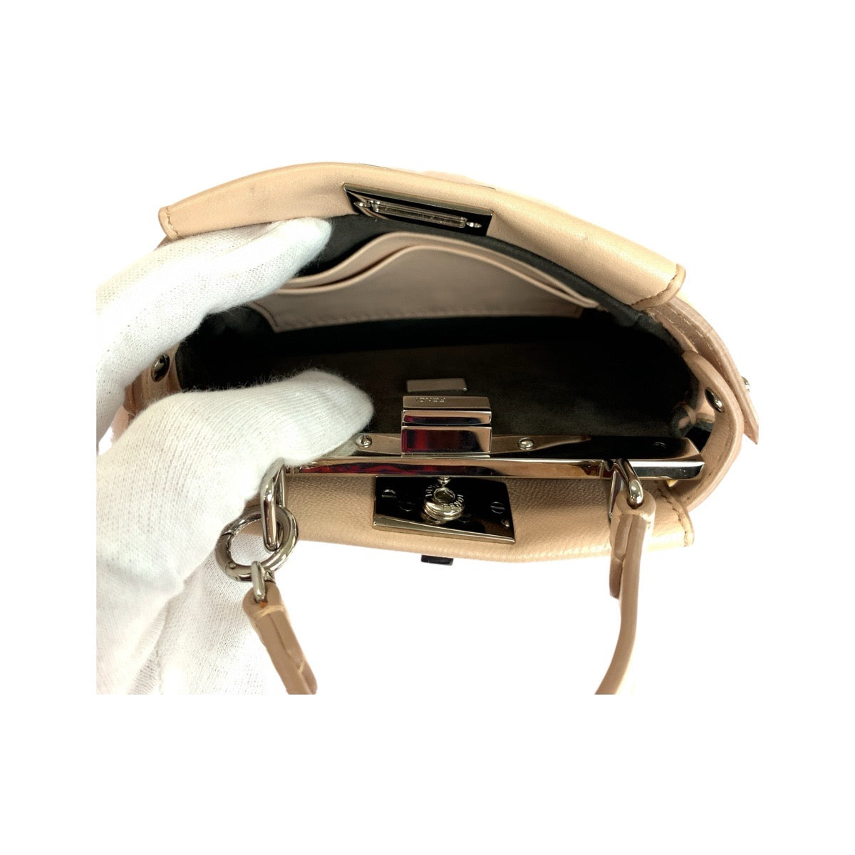 19546
FENDI フェンディ マイクロピーカブー ピンク ピンクベージュ シルバー金具 レザー / ムートン 8M0355 ショルダーバッグ ポシェット レディース ABP66