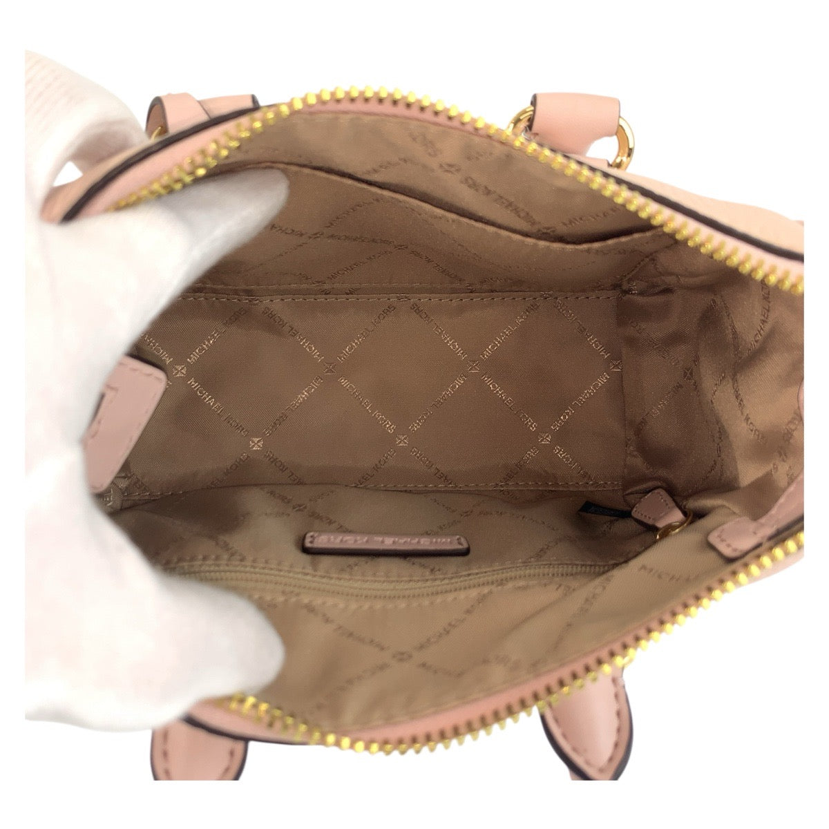 19548
Michael Kors マイケルコース カリーヌ サッチェル ピンク ゴールド金具 レザー 35F2GCCC5L ショルダーバッグ ハンドバッグ 2way  レディース A17