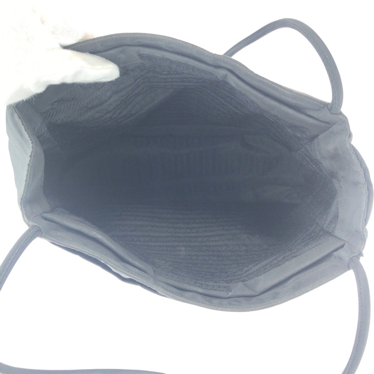 19579
PRADA プラダ テスート 三角ロゴプレート ブラック 黒 シルバー金具 ナイロン トートバッグ ショルダーバッグ レディース AB17