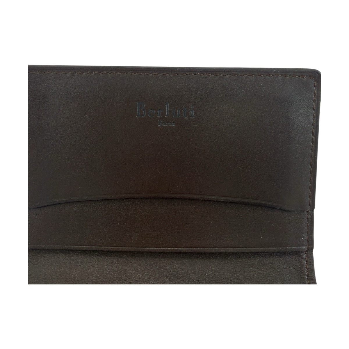 19589
Berluti ベルルッティ カリグラフィ ブラウン レザー 名刺入れ  メンズ A36