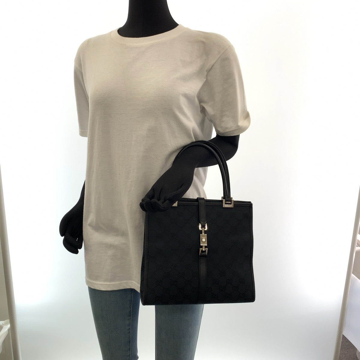 19600
GUCCI グッチ ジャッキー ブラック 黒 シルバー金具 GGキャンバス 002 1065 トートバッグ ハンドバッグ レディース AB27