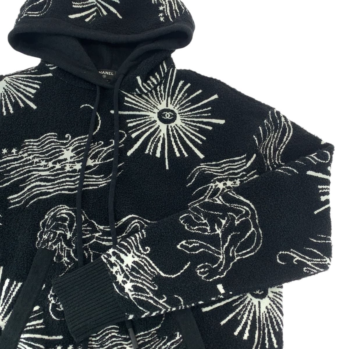 19612
CHANEL シャネル ライオン ココマーク サイズ34 ブラック 黒 ホワイト コットン P72134K10333 パーカー レディース SA212