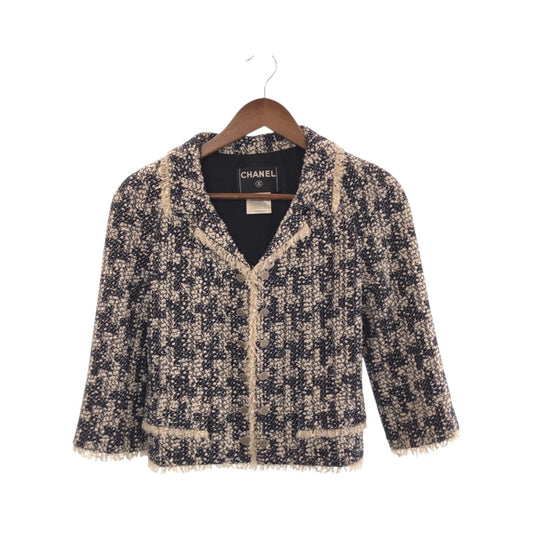19618
CHANEL シャネル ココマーク サイズ36 ネイビー ホワイト シルバー金具 レーヨン P26888V16950 ツイードジャケット レディース A157