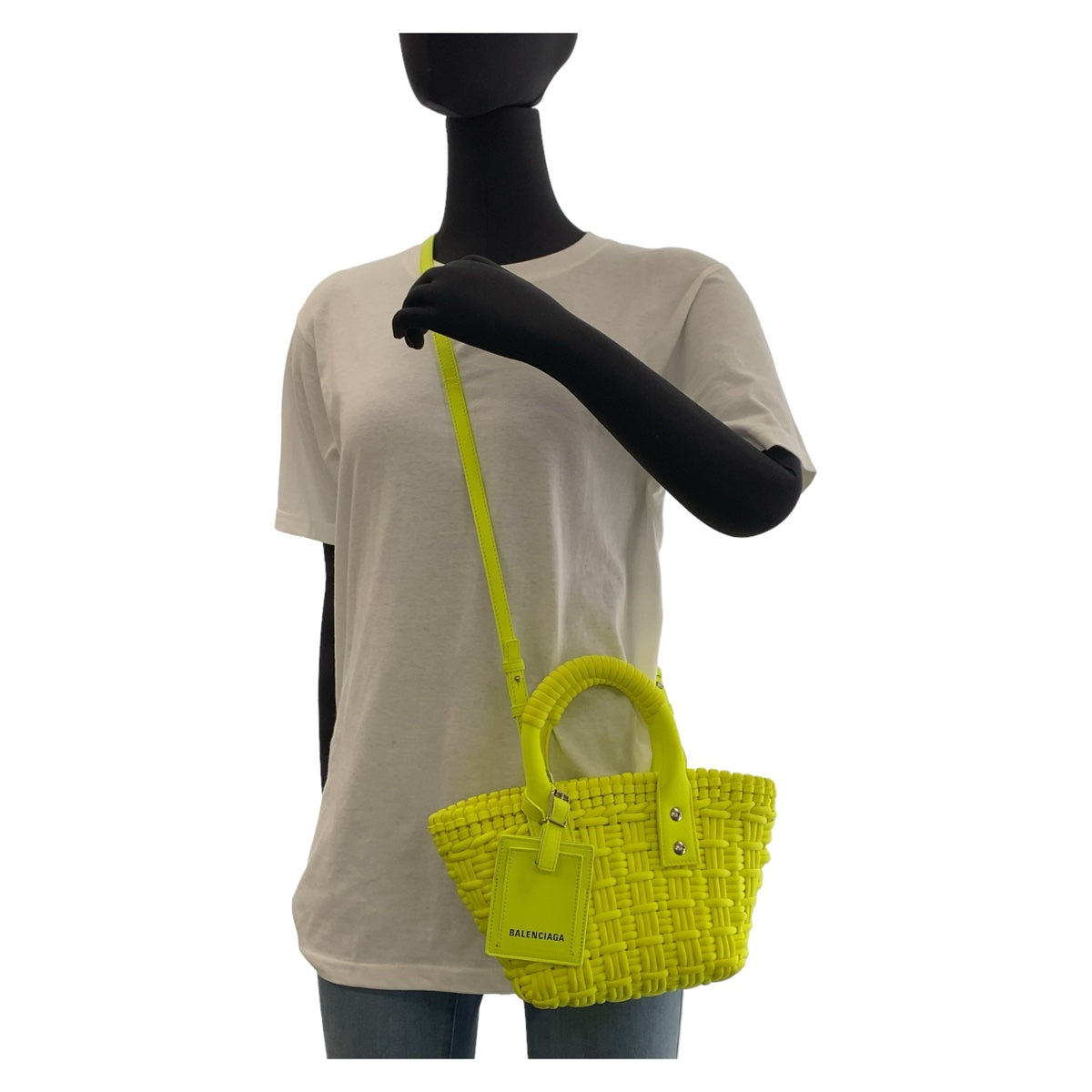 19662
BALENCIAGA バレンシアガ ビストロXXS ネオンイエロー シルバー金具 ナイロン / レザー 斜め掛け ショルダーバッグ ハンドバッグ 2way  レディース ABP