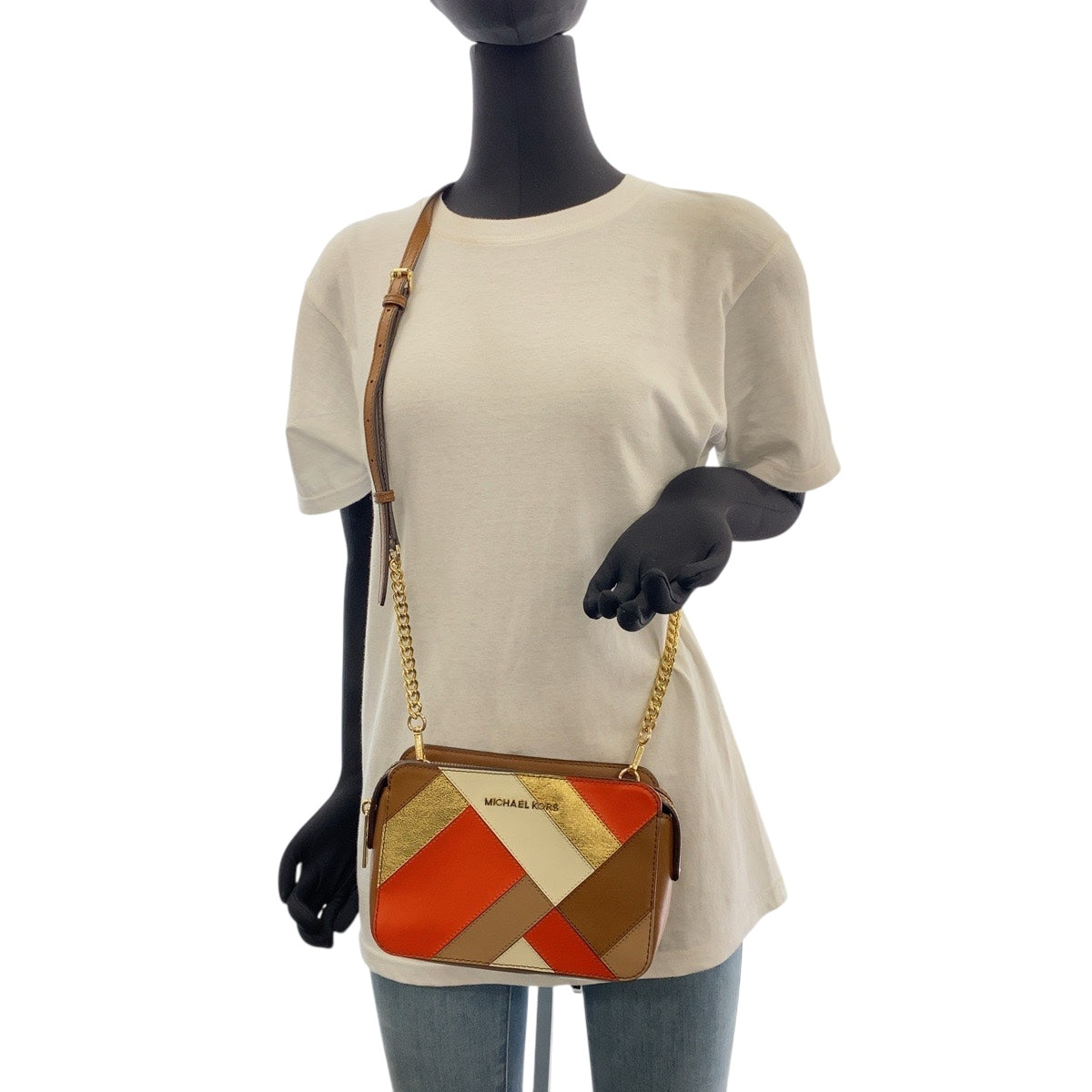 19686
Michael Kors マイケルコース ブラウン マルチカラーゴールド金具 レザー ショルダーバッグ レディース A17