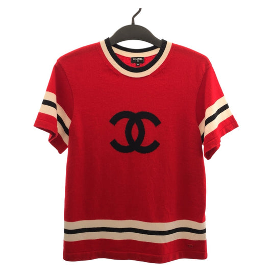 19699
CHANEL シャネル ココマーク サイズ34 レッド ブラック ホワイト カシミヤ P77451K11189 半袖ニット 半袖Tシャツ カットソー レディース SA299