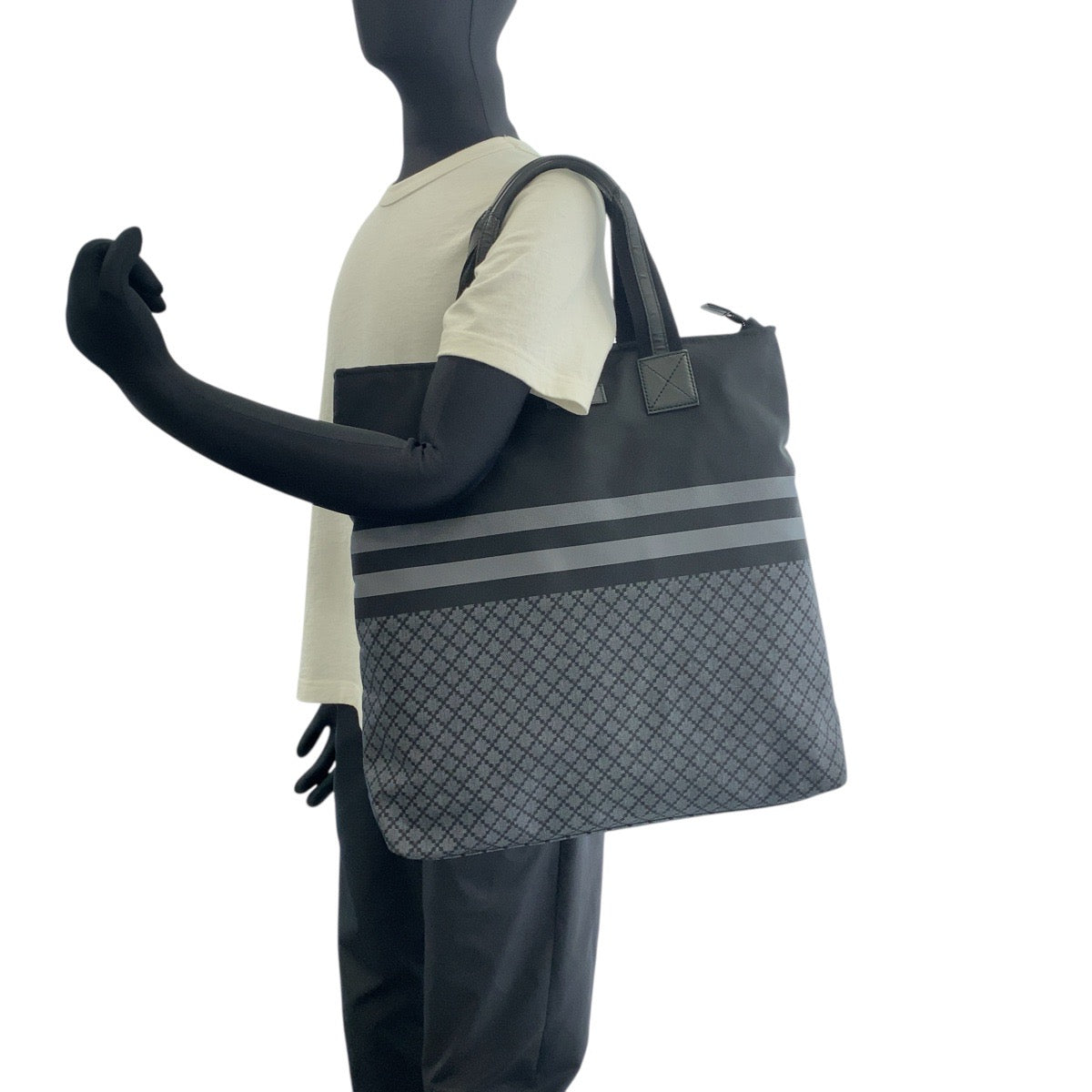 19714
GUCCI グッチ ディアマンテ シェリーライン ブラック 黒 グレー ナイロン / レザー トートバッグ ショルダーバッグ ビジネスバッグ メンズ A55