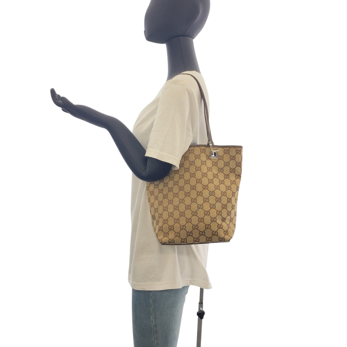 19746
GUCCI グッチ ベージュ ブラウン シルバー金具 GGキャンバス 31244 トートバッグ ショルダーバッグ レディース AB25